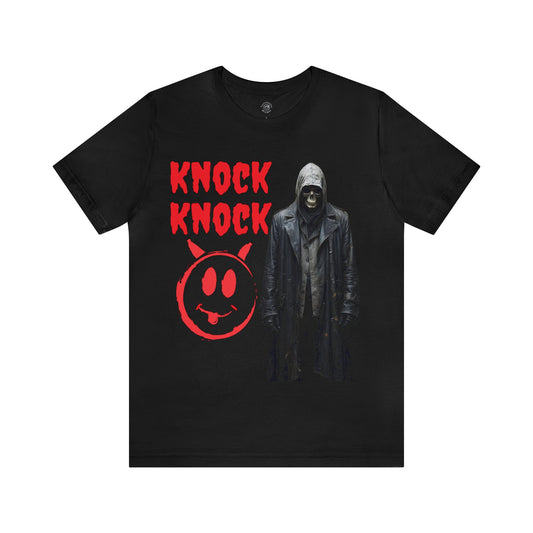 Creeper | Smiley Face | Dark Humor | Unisex | Men's | Women's | Tee | T-Shirt