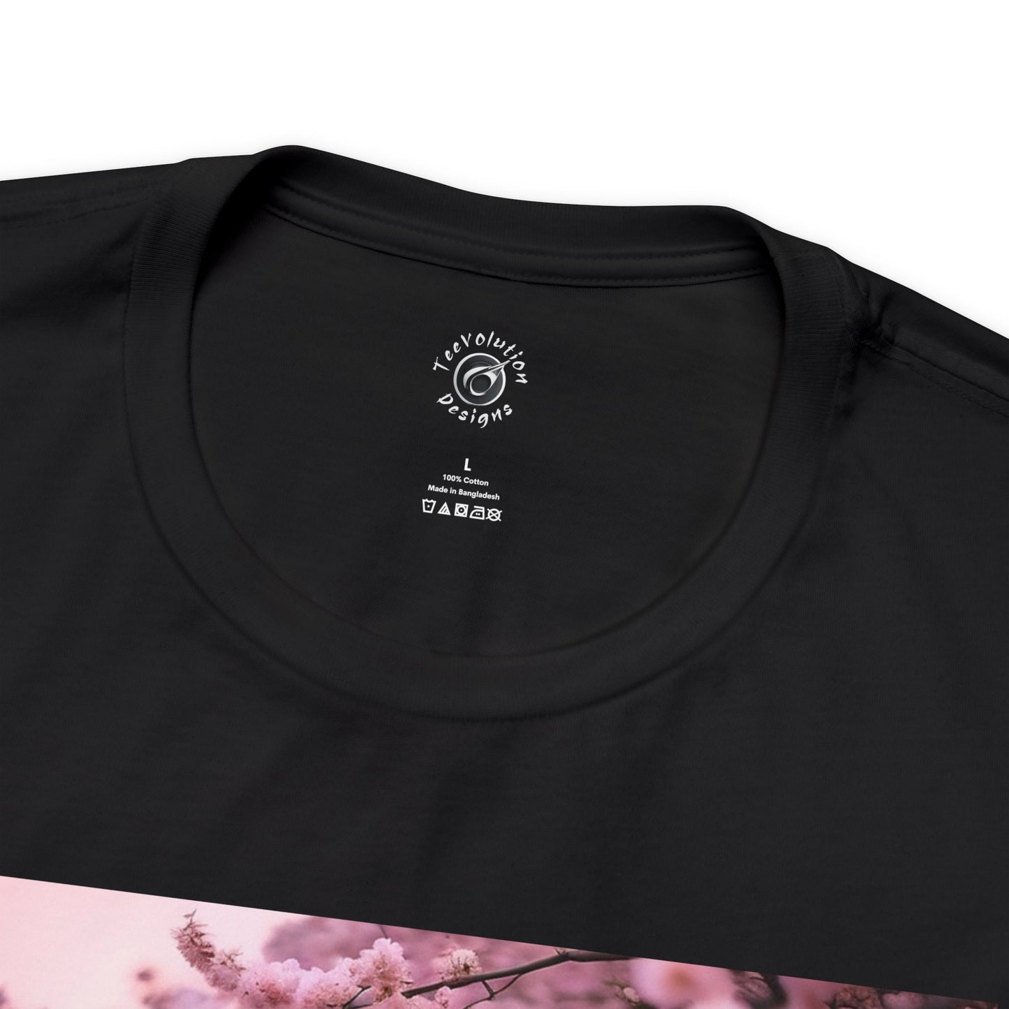 Onna-Bugeisha | Photorealistic | HD Graphic | Female Samurai | Girl Power | Unisex | Men's | Women's | Tee | T-Shirt